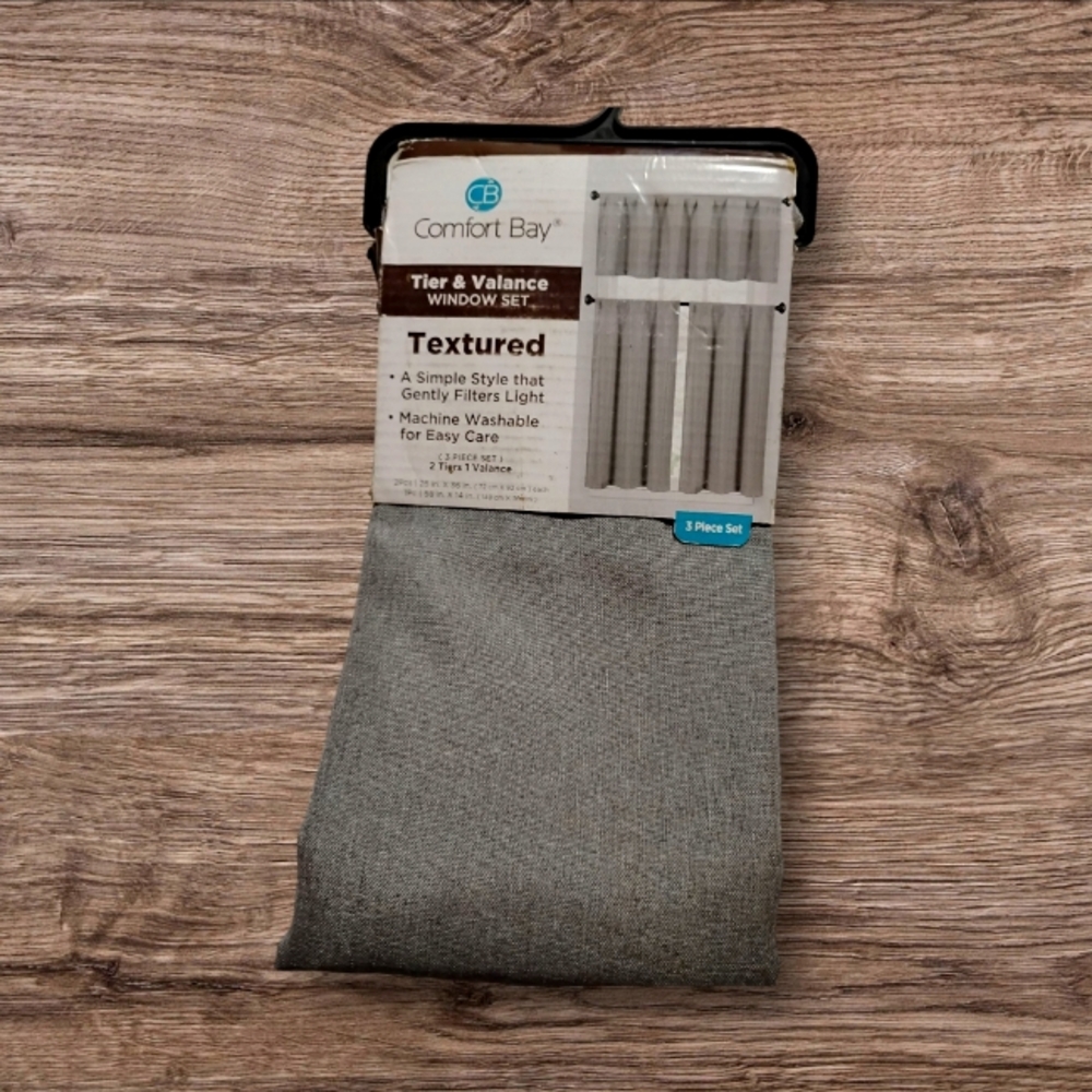 Comfort Bay Textured Window Set - Gray